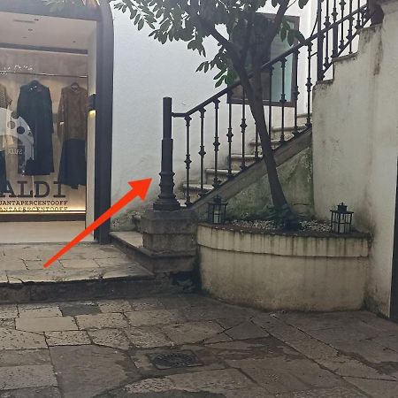 Casa Retro' Bed & Breakfast Potenza Bagian luar foto