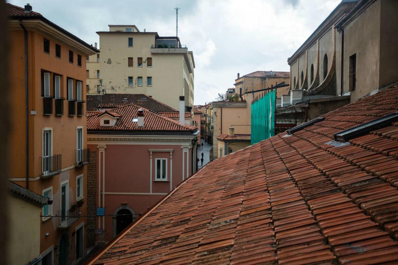 Casa Retro' Bed & Breakfast Potenza Bagian luar foto